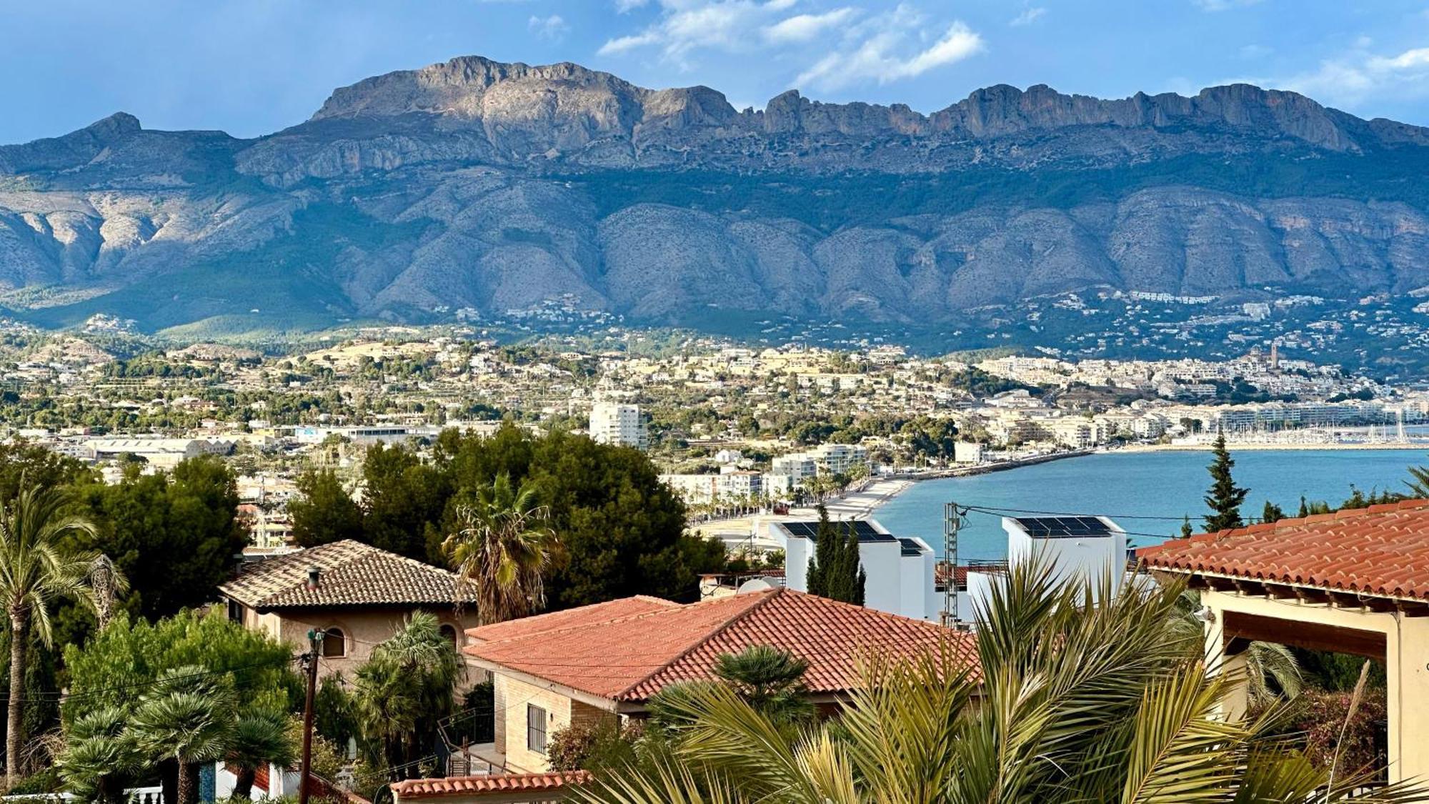 Albir Holiday Home Альбир Экстерьер фото